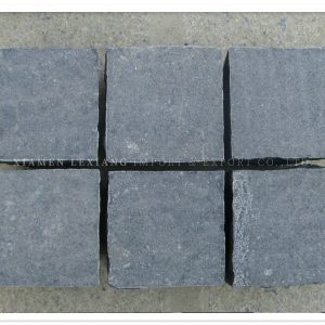 G685 Cube stone